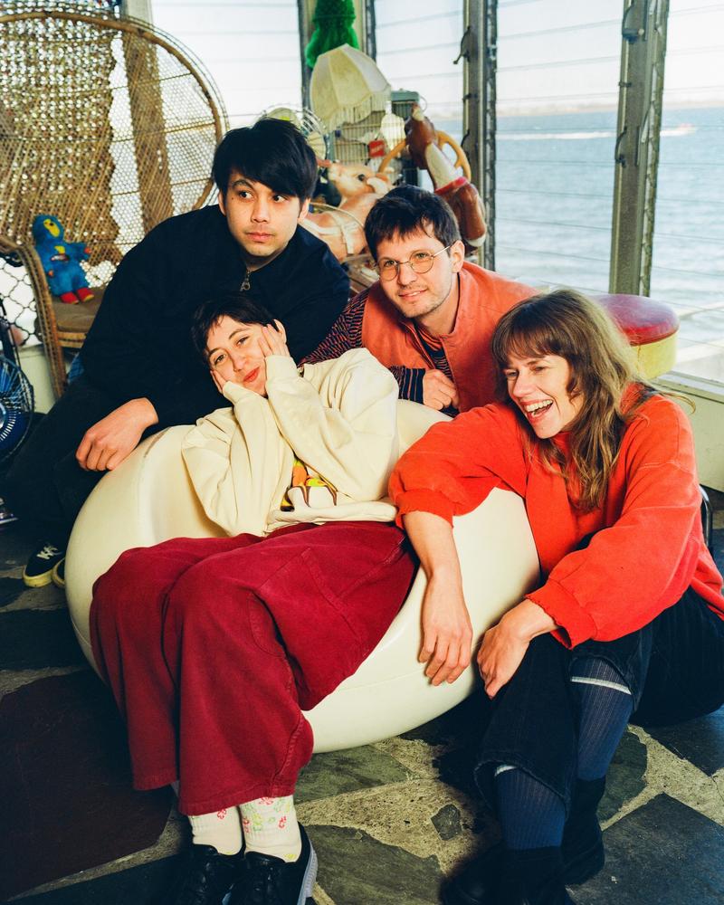 Frankie Cosmos photo